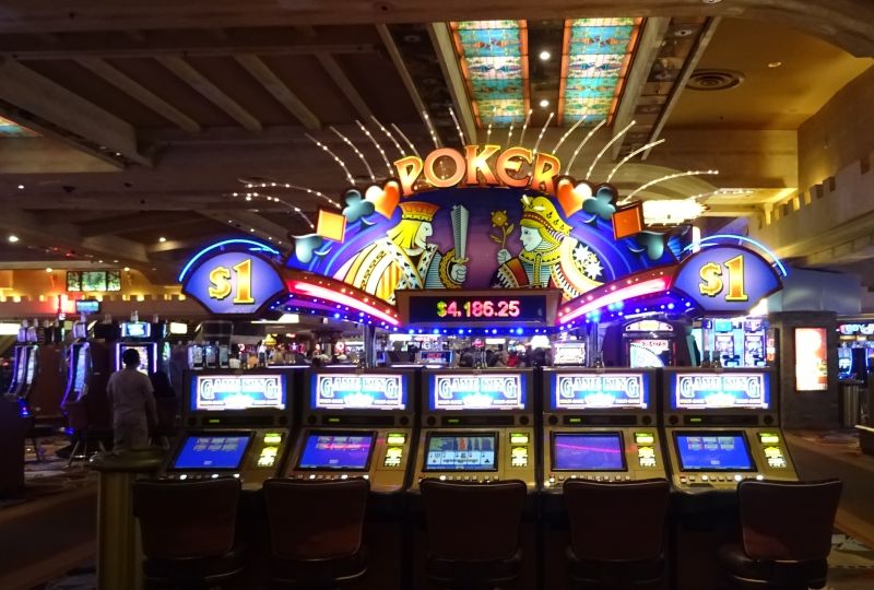 Play in Online Slots